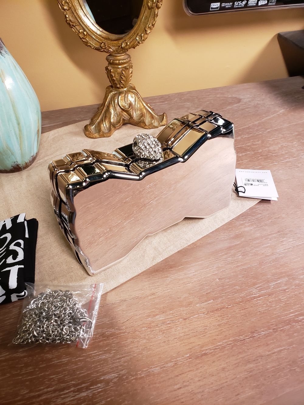 Kurt Geiger Silver Mirror Bow Clutch w/ Shoulder Chain NIB! - Picture 11 of 14